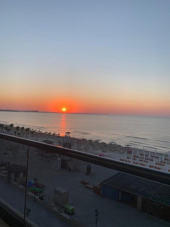 Panoramis Promenada-Cezar Apartment Năvodari Екстериор снимка